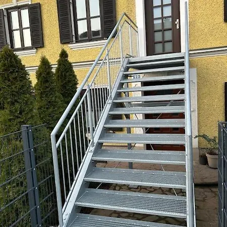 In Апартаменты